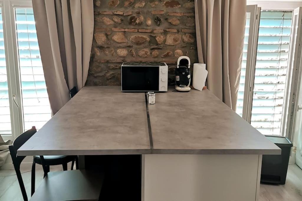 Studio Coquet Avec Vue Sainte-Foy-lès-Lyon Extérieur photo